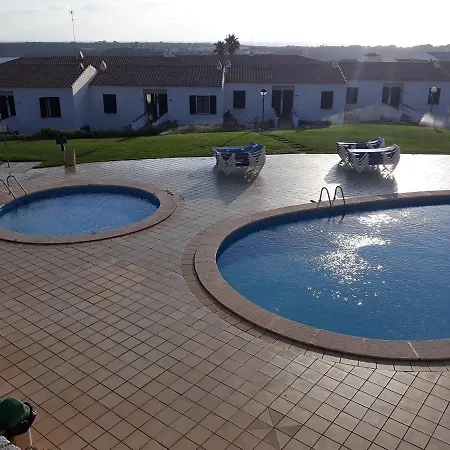 Sea View * ארנל ד'אן קסטל